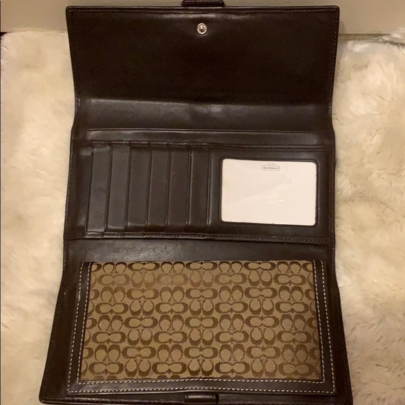 Coach Wallet - Picture 2 of 7